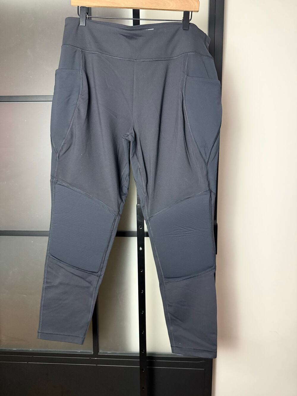 Duluth Trading Company Women's Knee Pad Leggings Size XL